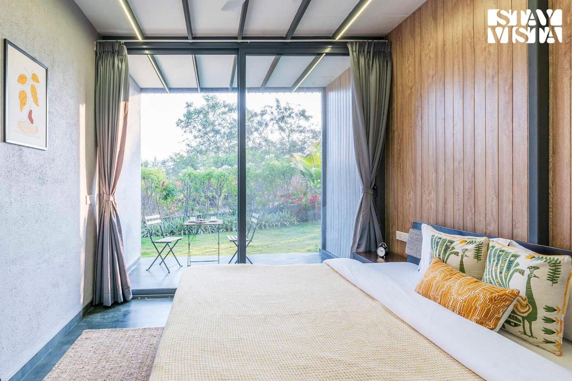 Stayvista'S Celeste Villa - Hill-View Retreat With Infinity Pool Nashik Esterno foto