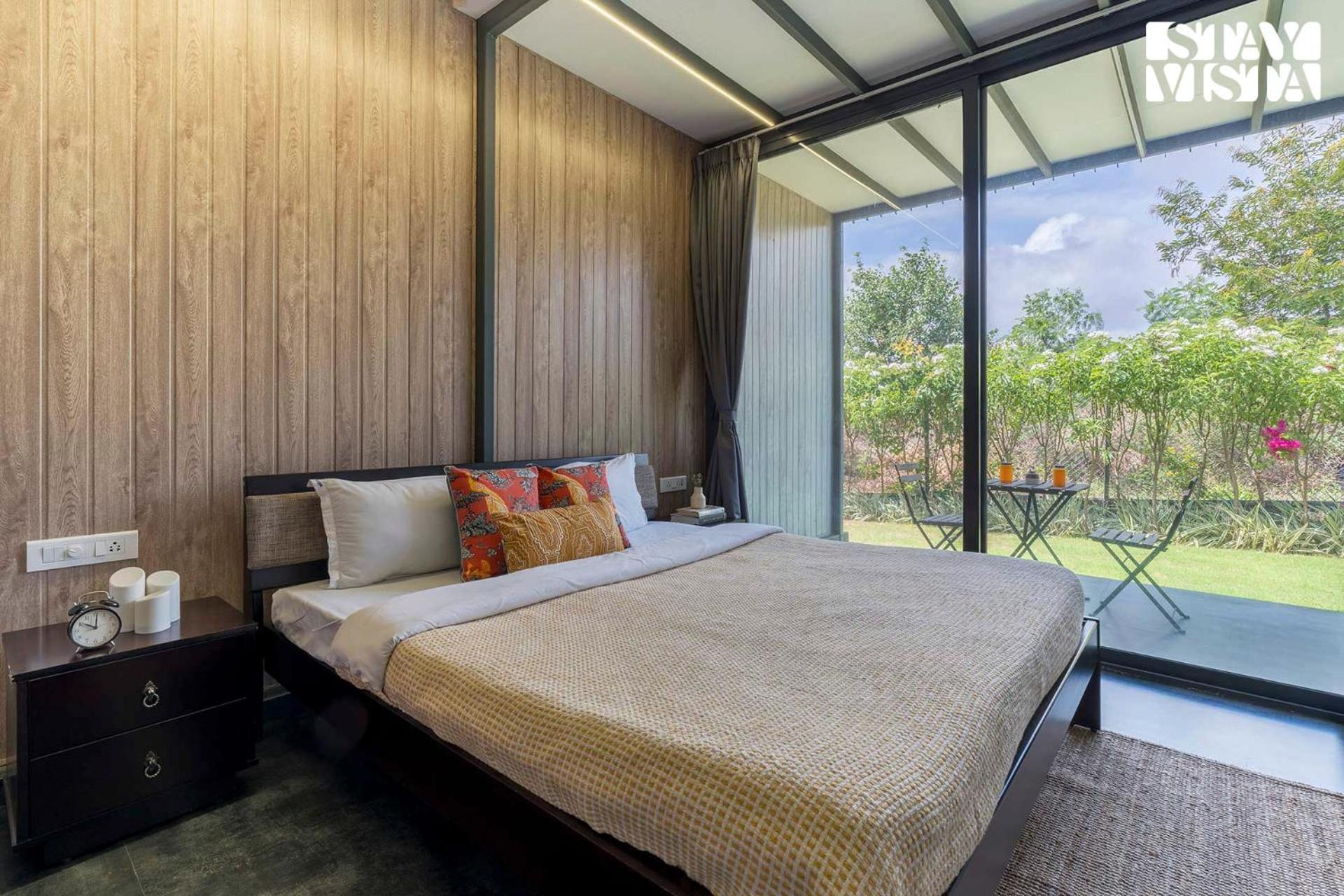 Stayvista'S Celeste Villa - Hill-View Retreat With Infinity Pool Nashik Esterno foto